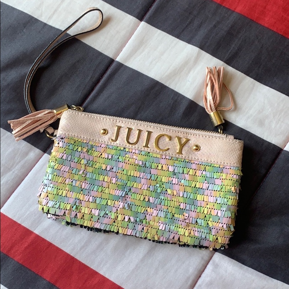 🤩🤩🤩 Juicy Couture zipper wristlets